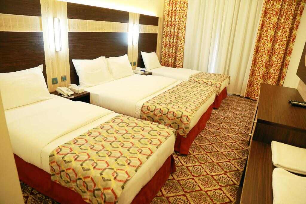 Quadruple Room with Balcony at Deema Hotel, 46 m²
